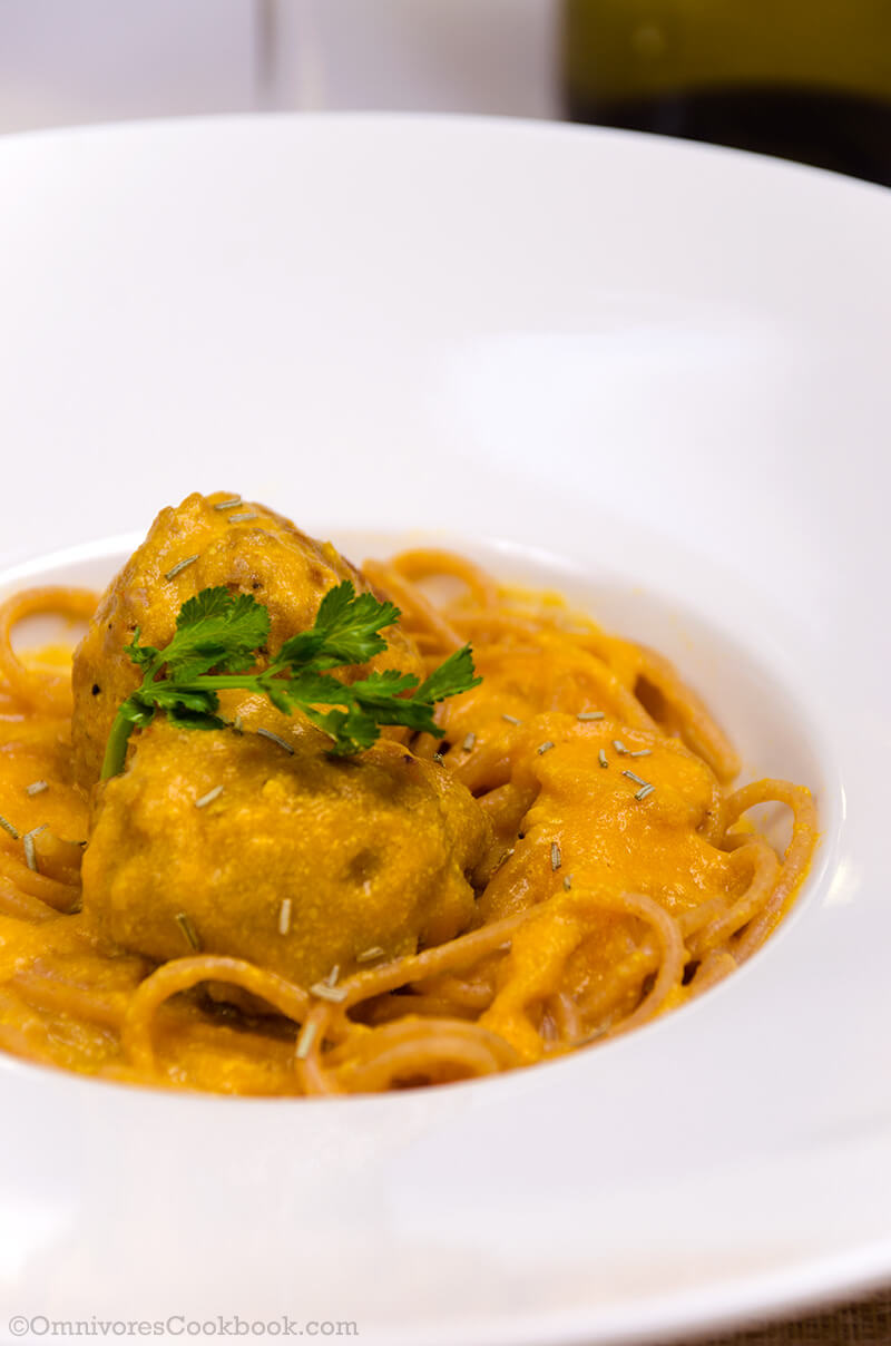 recipes Pumpkin Cookbook Creamy pasta  with  Omnivore's Meatball creamy Italian  pumpkin Pasta