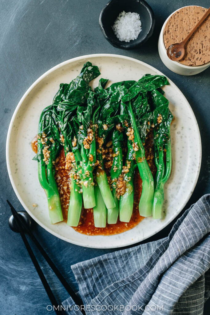 Chinese Broccoli With Oyster Sauce Gai Lan Omnivore S Cookbook