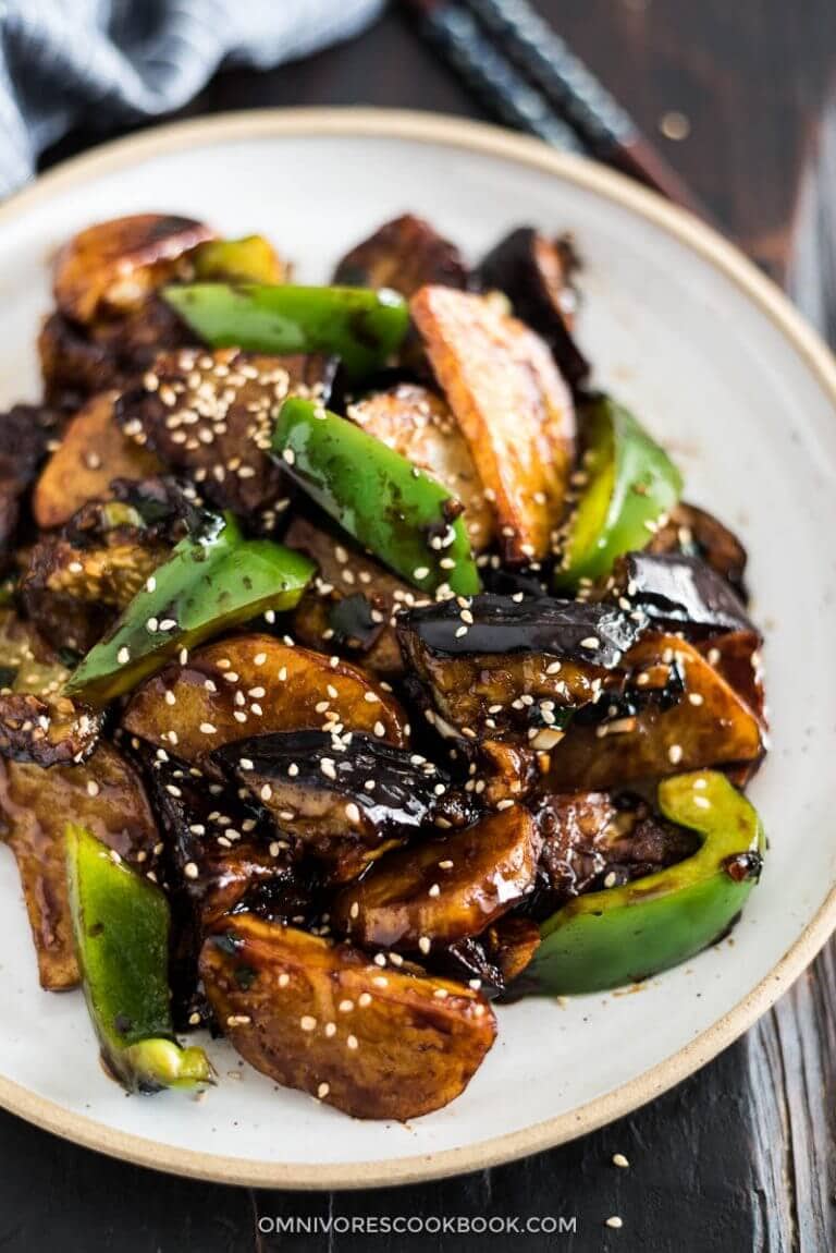 Di San Xian (Fried Potato, Eggplant and Pepper in Garlic Sauce 地三鲜 ...