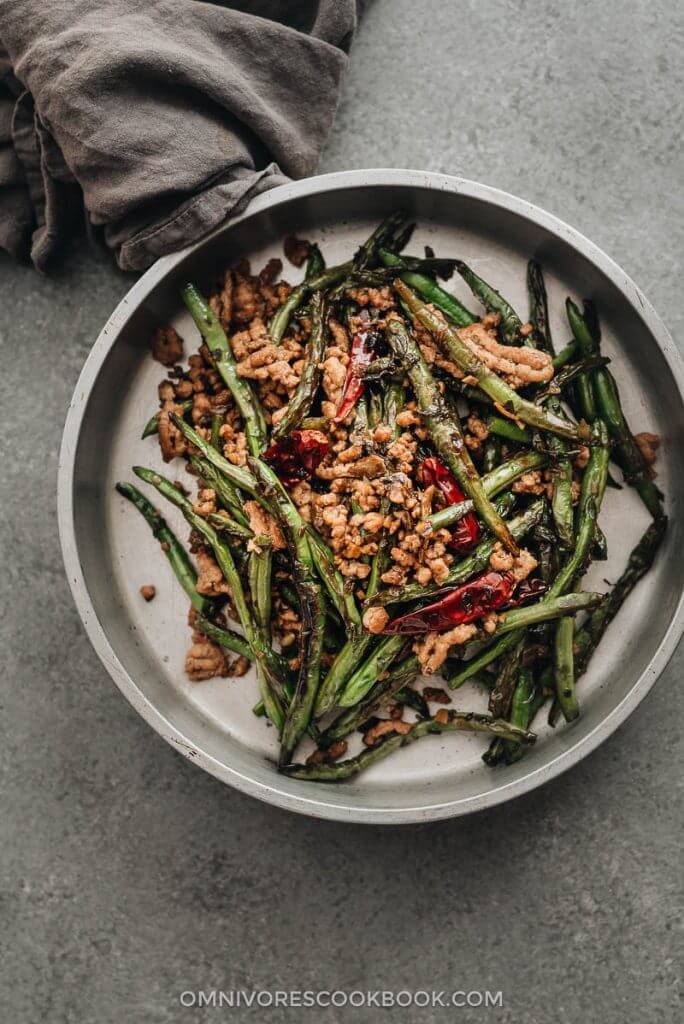 Sichuan Dry Fried Green Beans (干煸四季豆) - Omnivore's Cookbook