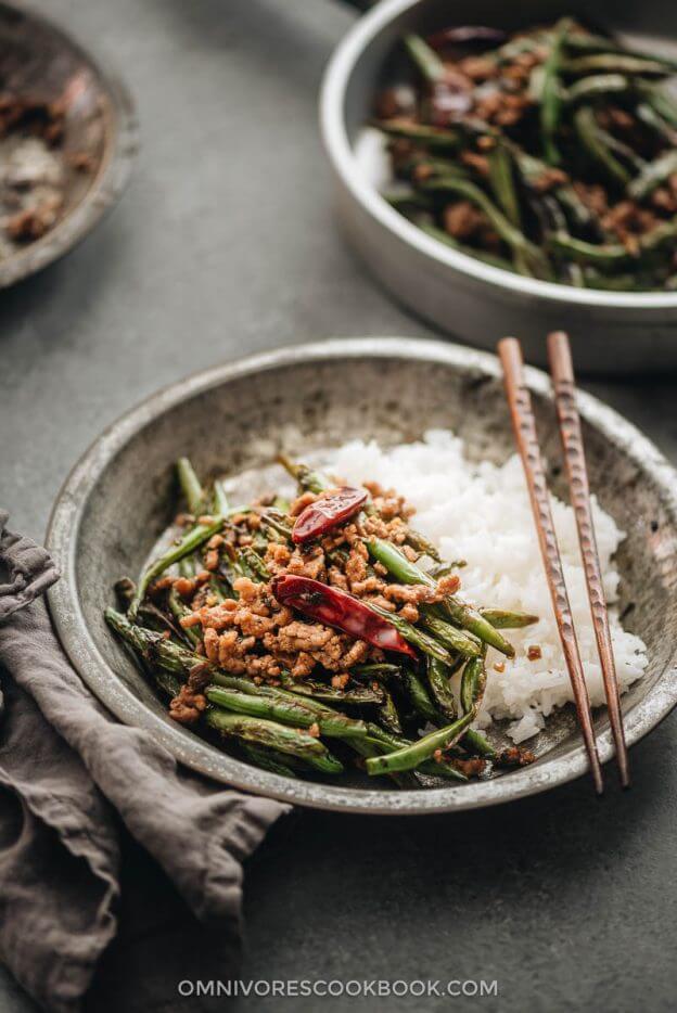 Sichuan Dry Fried Green Beans (干煸四季豆) - Omnivore's Cookbook