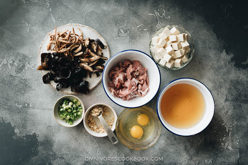 Hot and sour soup ingredients