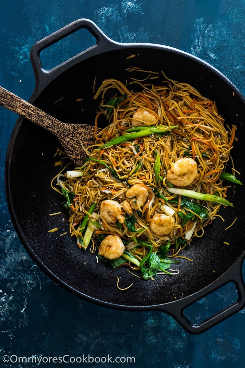 These fried noodles are loaded with vegetables, and burst with flavor. It’s a quick and healthy one-pot meal you can prep and cook in 20 minutes.