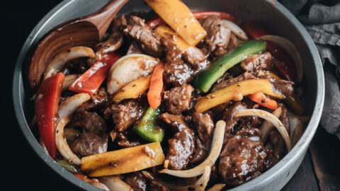 Black Pepper Steak (黑椒牛柳)