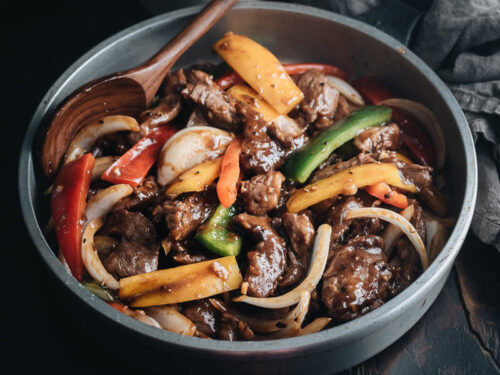 Black Pepper Steak (黑椒牛柳)