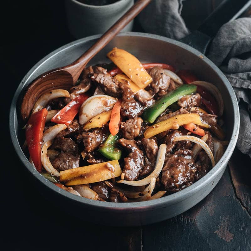 Black Pepper Steak 黑椒牛柳 Omnivores Cookbook 