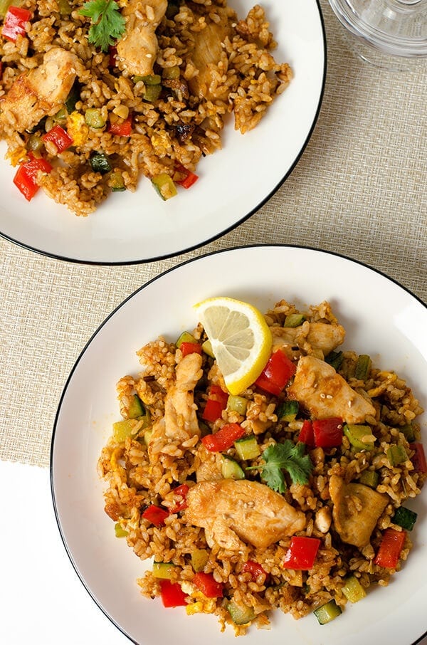 Thai Curry de Frango Frito, Arroz ou Omnívoro Livro de receitas