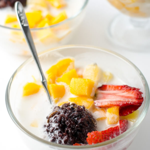 Black Rice with Coconut Milk | omnivorescookbook.com