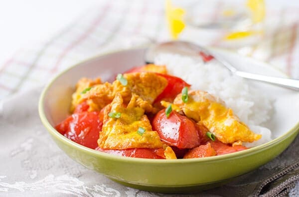 Classic Tomato and Egg Stir-Fry | omnivorescookbook.com