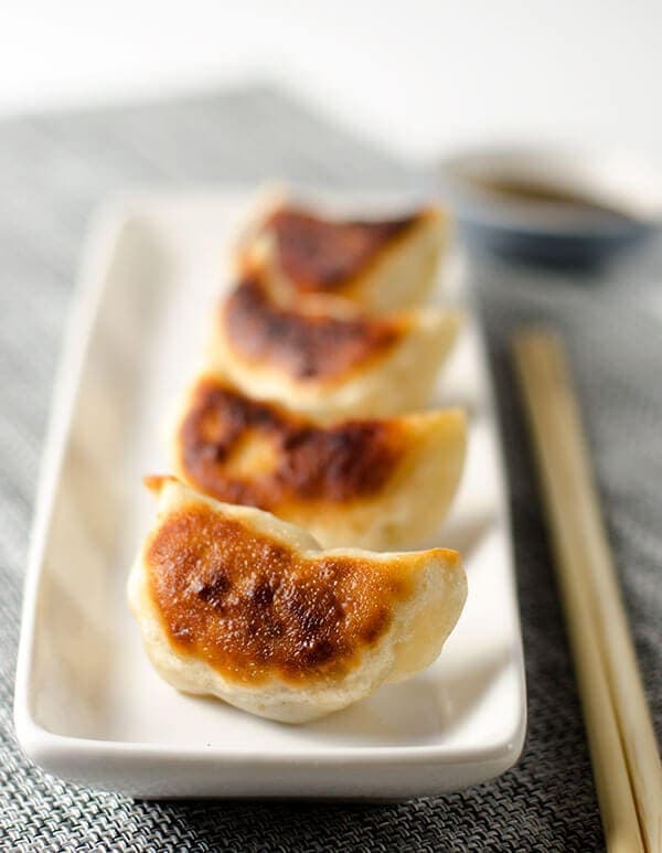 San Xian Potsticker with Pork, Shrimp and Shiitake Mushroom | omnivorescookbook.com