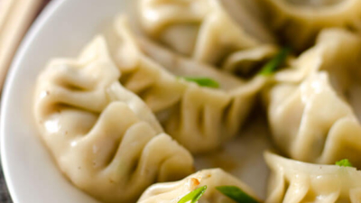 San Xian Potsticker with Pork, Shrimp and Shiitake Mushroom | omnivorescookbook.com