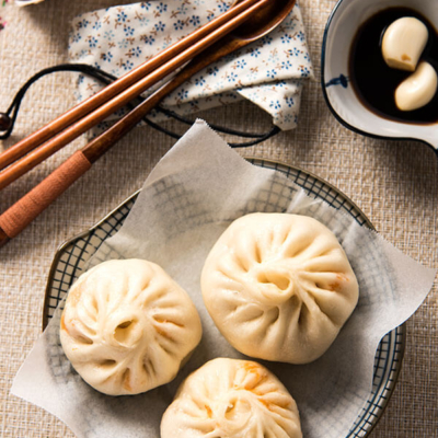 Chinese Steamed Custard Buns (nai Wong Bao, 奶黄包) - Omnivore's Cookbook