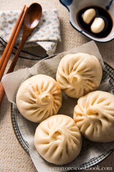 Addictive Kimchi Pork Steamed Buns - Omnivore's Cookbook