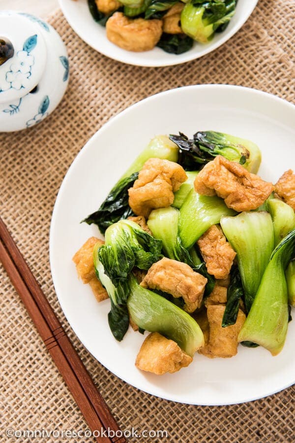 Bok Choy Stir-Fry with Crispy Tofu | omnivorescookbook.com