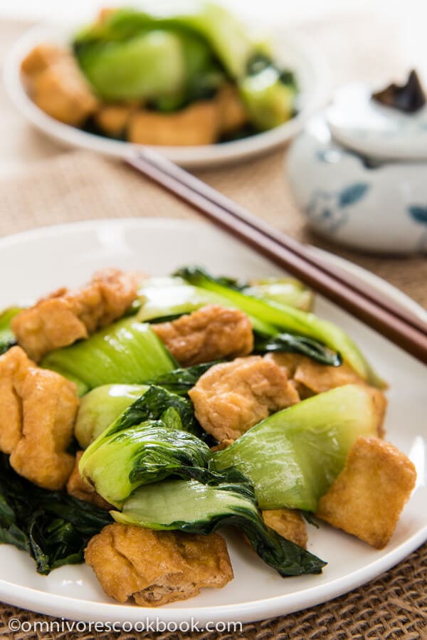 Bok Choy stir-fry with Crispy Tofu | Omnivore's Cookbook