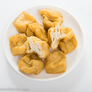 Fried Tofu (豆泡) | omnivorescookbook.com