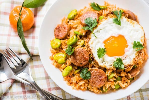 Tomato Fried Rice with Sausage | omnivorescookbook.com