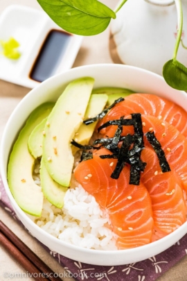 Salmon Sashimi Bowl with Avocado | omnivorescookbook.com