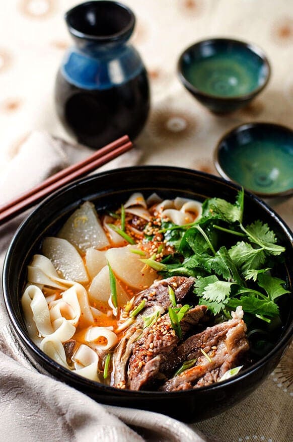 Lanzhou Beef Noodles (兰州拉面) - Omnivore's Cookbook