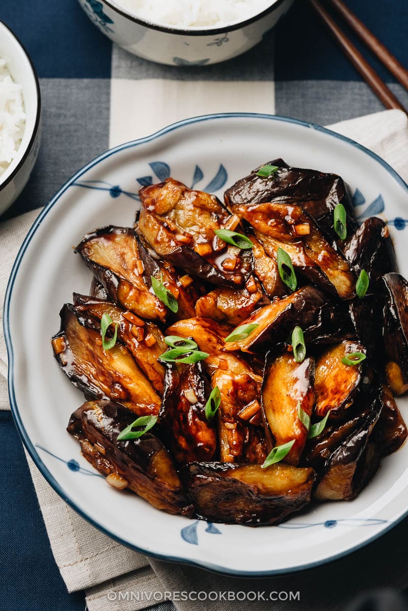 Chinese Eggplant with Garlic Sauce (红烧茄子) | Omnivore's Cookbook