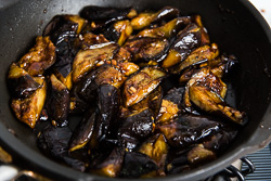 Chinese Eggplant with Garlic Sauce Cooking Process | omnivorescookbook.com