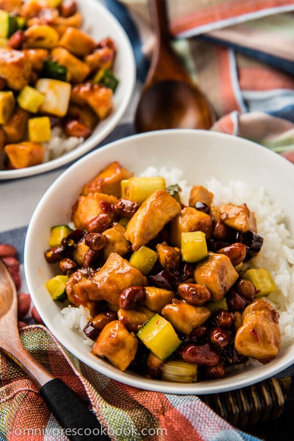 How To Make A Kung Pao Chicken Recipe: Easy & Delicious!