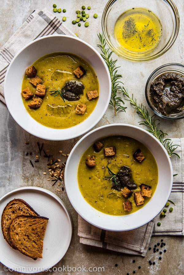 Easy Split Pea Soup - A creamy and comforting soup that requires minimal effort and delivers wonderful flavor | omnivorescookbook.com