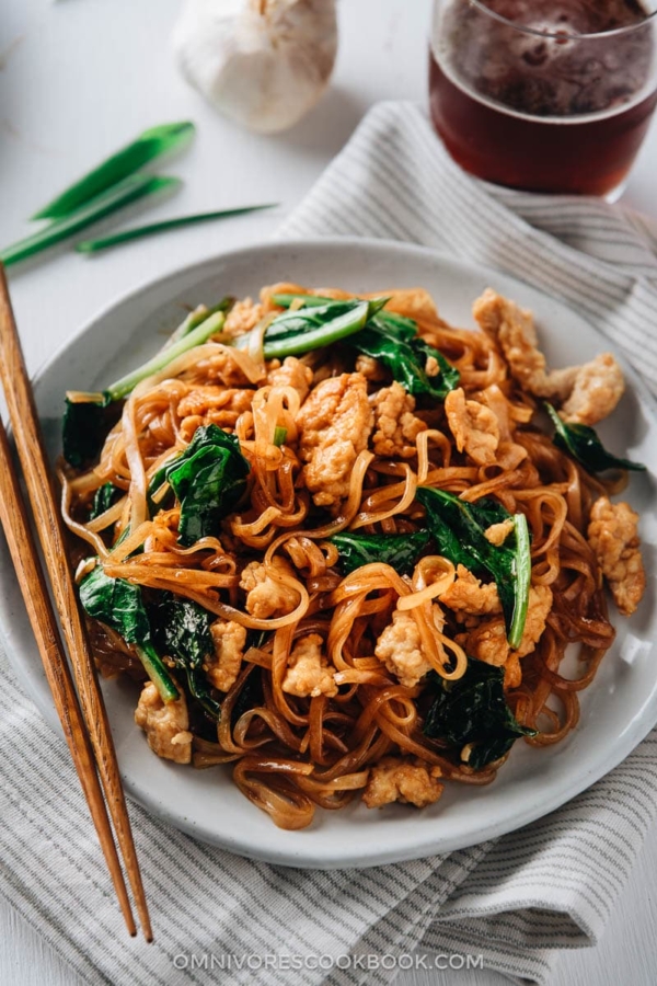 15-Minute Fried Noodles - Omnivore's Cookbook