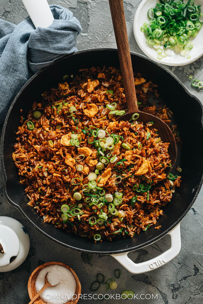 Soy sauce fried rice in a pan