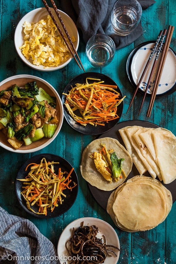 Mom’s best duck pancakes (春饼, mandarin pancakes) - Learn the secrets to cooking paper-thin duck pancakes that are moist, light, and tender! | omnivorescookbook.com