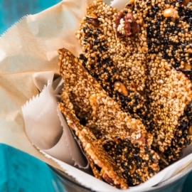 Quinoa Sesame Brittle - Only 150 calories per serving, full of nutrition, and just 10 minutes active cooking time. | omnivorescookbook.com