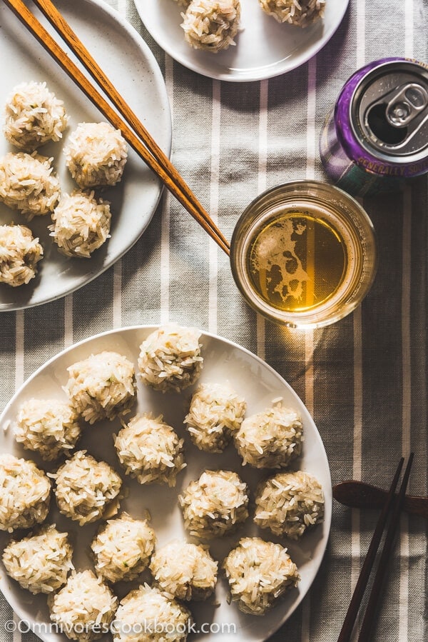 Pearl Balls (Steamed meatballs in sticky rice, 珍珠丸子) - Fun to cook and great tasting! | omnivorescookbook.com