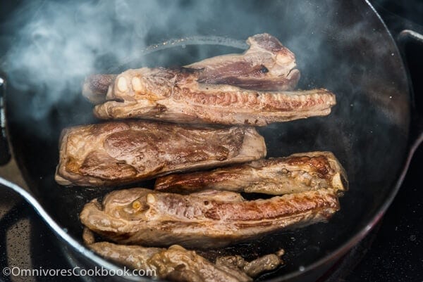 How to Season a Carbon Steel Pan - Omnivore's Cookbook