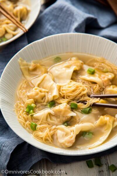 Cantonese Wonton Noodle Soup (港式云吞面) - Omnivore's Cookbook