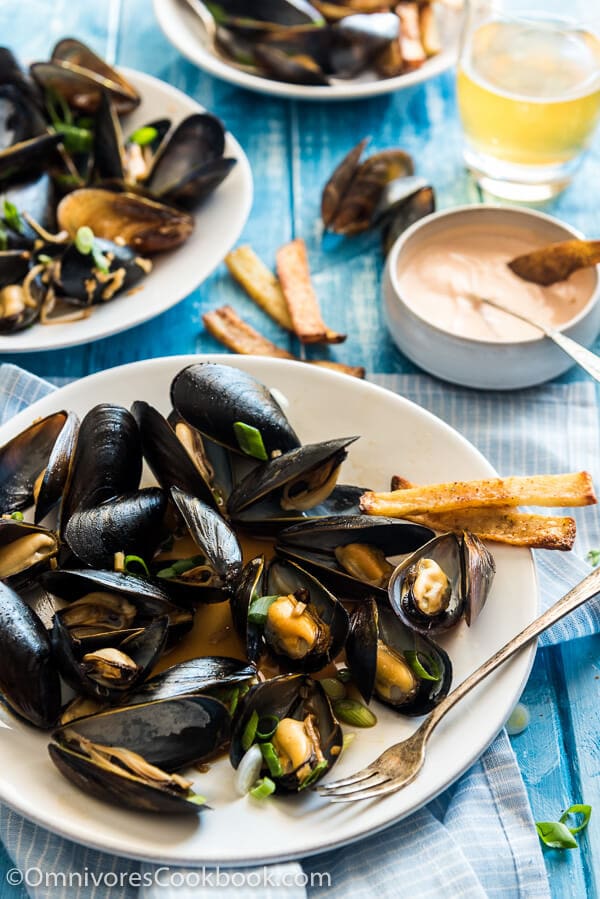 Steamed Mussels with Ginger Oyster Sauce - Omnivore's Cookbook