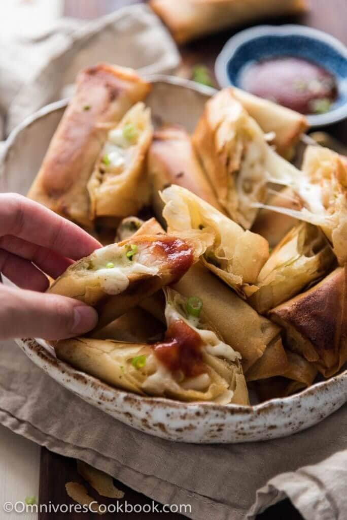 Cheesy Shrimp Baked Spring Rolls - Omnivore's Cookbook