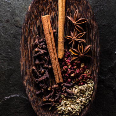 You only need a few ingredients and 5 minutes to make a superior five spice powder at home!