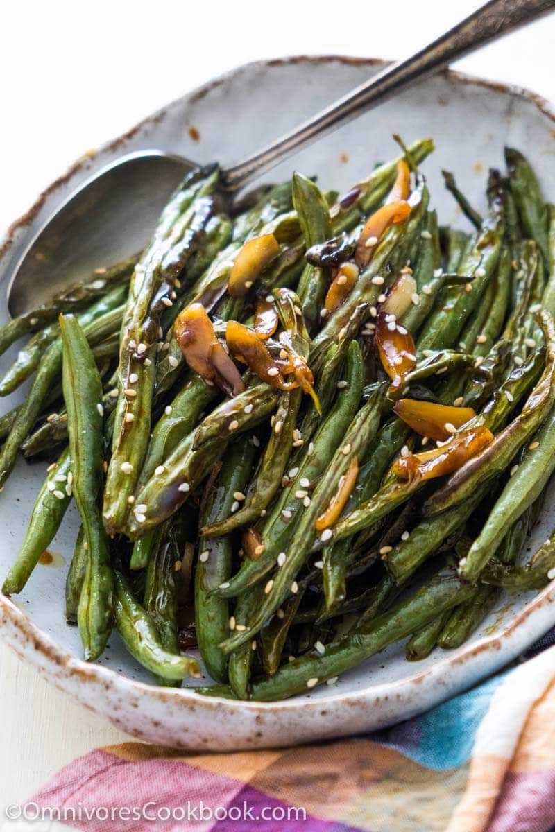 Oven Roasted Green Beans with Garlic Soy Glaze Omnivore's Cookbook