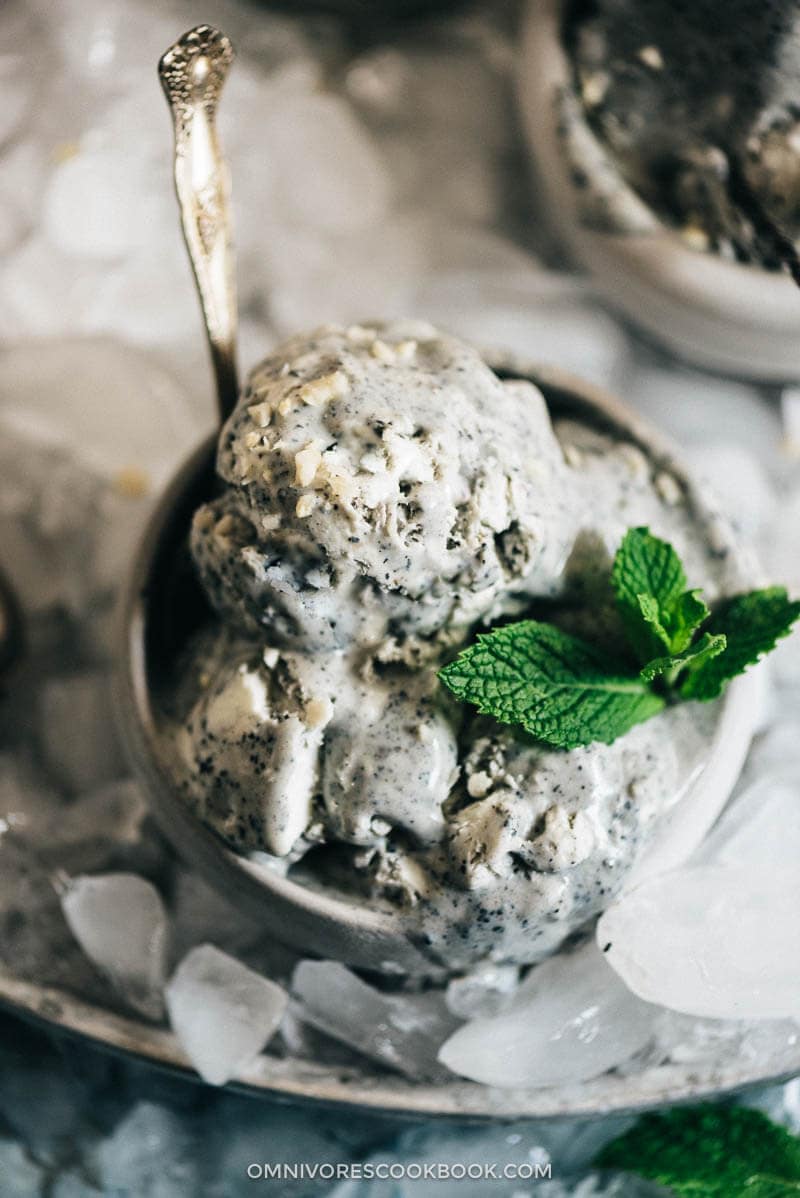 Black Sesame Ice Cream | Homemade | Recipes | Party | No Churn | Desserts | Easy | Asian | Chinese | Summer