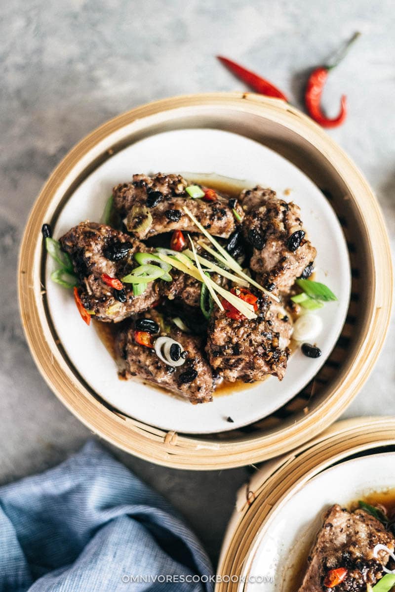 Steamed Ribs in Black Bean Sauce (豉汁蒸排骨)