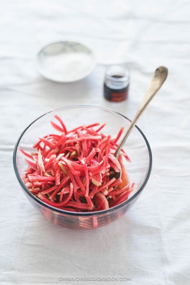 ThreeIngredient Quick Pickled Watermelon Radish (糖醋红心萝卜) Omnivore's