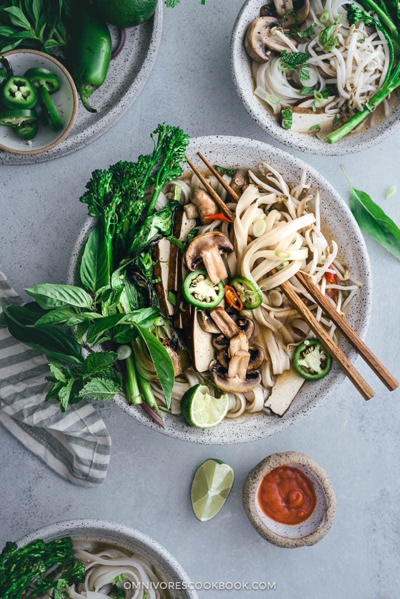 Vegetarian Pho Noodle Soup | Gluten-Free | Vegetarian | Vegan | Vegetables | Vietnamese | Recipe | Asian
