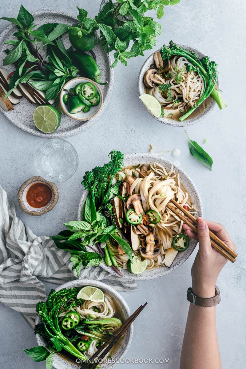 Vegetarian Pho Noodle Soup | Gluten-Free | Vegetarian | Vegan | Vegetables | Vietnamese | Recipe | Asian