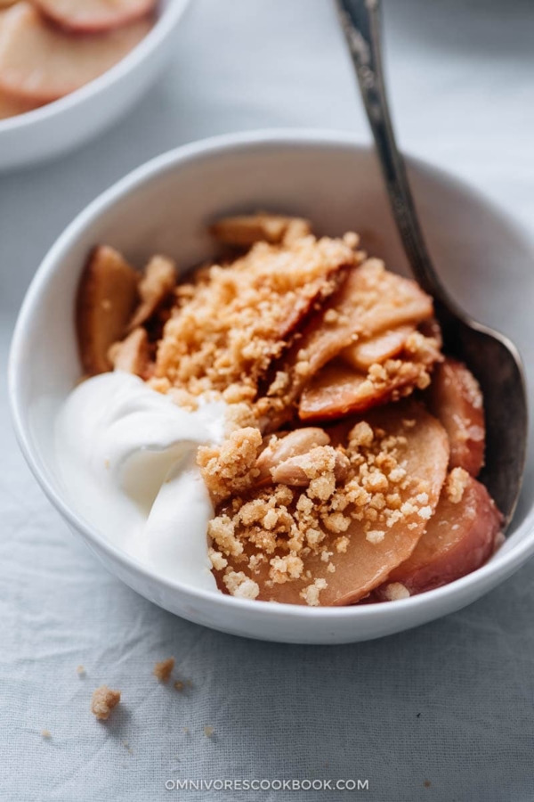 Gluten-free Apple Crumble (without oats) - Omnivore's Cookbook