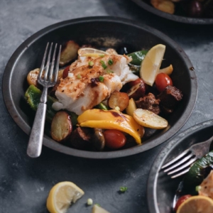 A super delicious and healthy sheet pan dinner that can be done in 30 minutes.