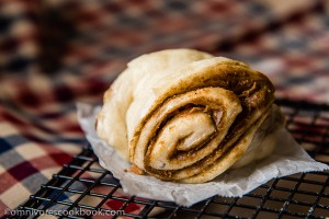 Nutty Steamed Buns (芝麻酱花卷, Sweet Hua Juan)
