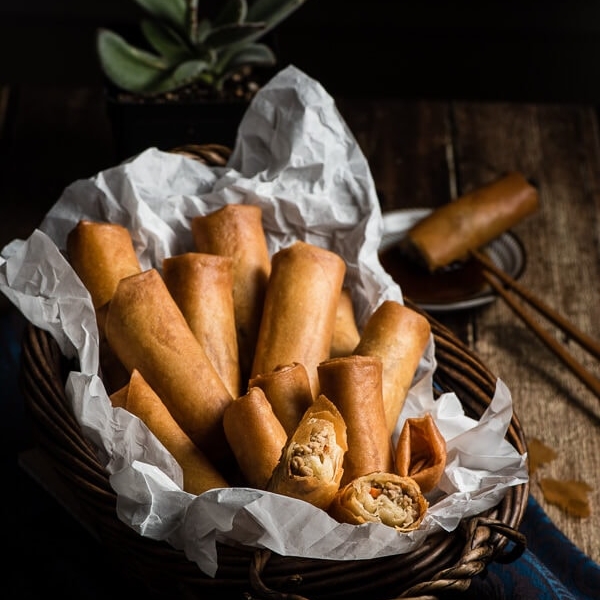 Cantonese Chicken Egg Roll (广式鸡肉春卷) - Omnivore's Cookbook