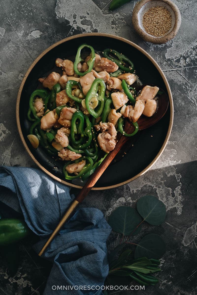 This Chinese Hunan chicken is quick and healthy - perfect for a one-bowl dinner.