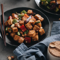 Real-Deal Kung Pao Tofu (宫爆豆腐) - The real-deal recipe that helps you create better-than-takeout kung pao tofu in your own kitchen. {vegetarian}
