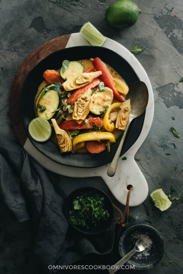 Easy Vegetarian Thai Curry Omnivore's Cookbook